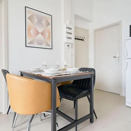 Locationstourcoing - Le Dron Apartment *