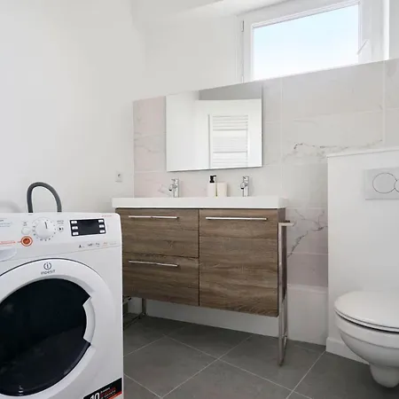 Locationstourcoing - Le Dron Apartment *